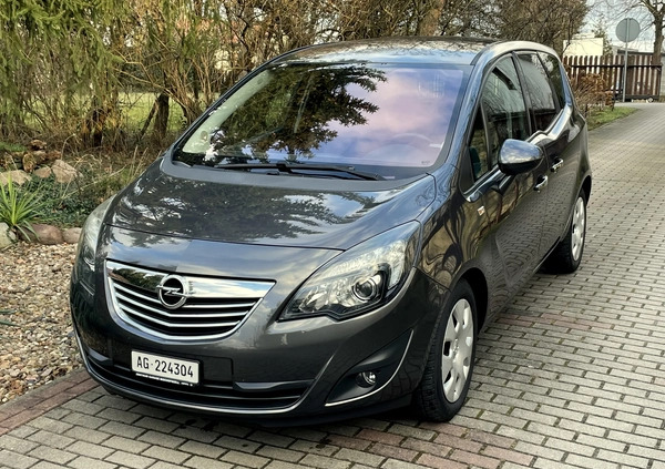 Opel Meriva cena 22900 przebieg: 192986, rok produkcji 2011 z Wrocław małe 781